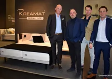 Jeroen Haarhuis, Cees Jansen en Dennis Poffers (v.l.n.r.) van Haarhuis & Jansen Luxury Bedding op bezoek bij Kreamat van Olivier Biesmans (rechts).